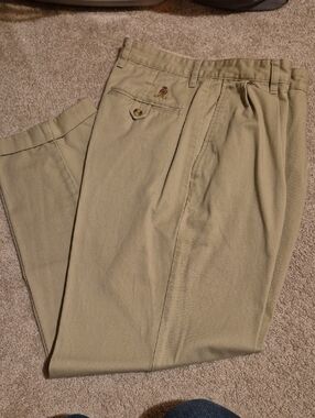 Mens 33×32 Khaki Dress Slacks
